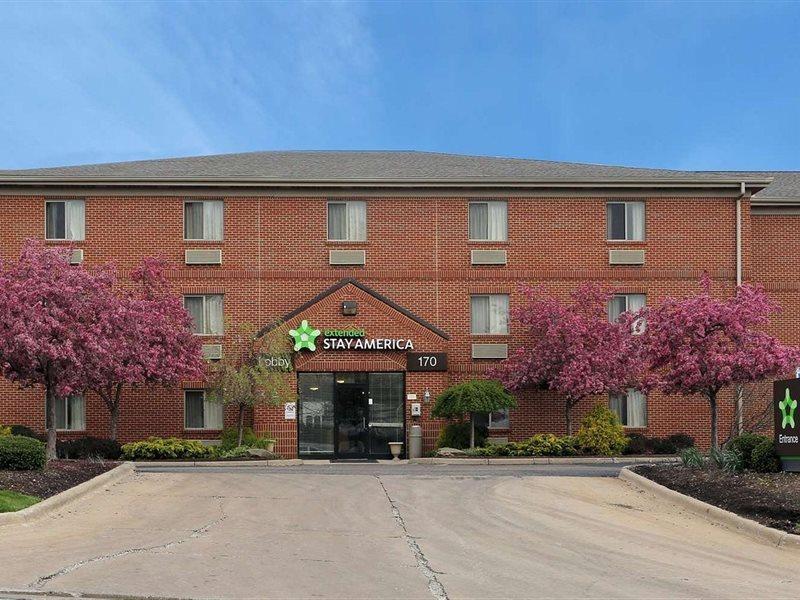 Suburban Studios Copley Akron West Exterior foto